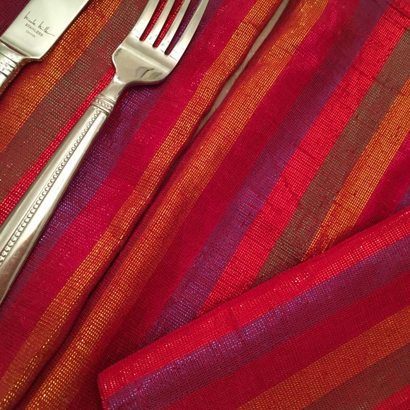 NWT 4 COLORFULN NAPKINS PIER 1 - Picture 8 of 8